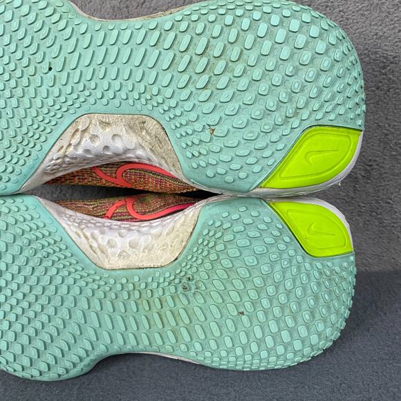 Nike ZoomX Invincible Run Flyknit DJ5926-700 Sneaker Women 8.5 Volt Bright Mango - Picture 8 of 10